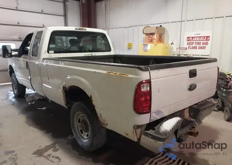 2012 Ford F-250 Xl z USA, uszkodzony, nr VIN 1FT7X2B63CEB99284